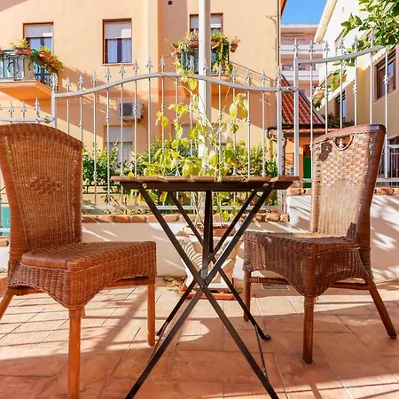 Гостевой дом Nonnadele 3*